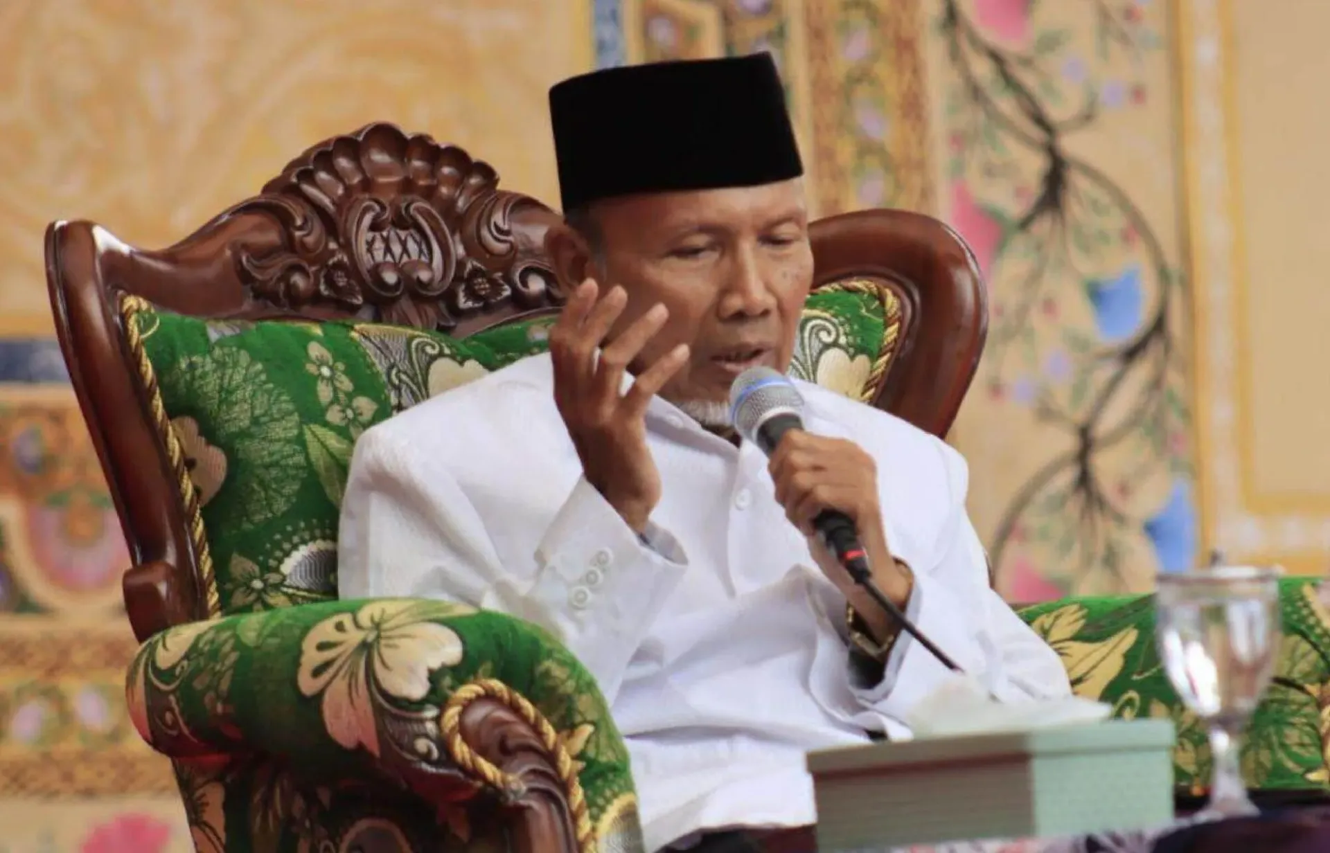 KH. Abdul Bashir Muchtar, MA., Al-Hafidz