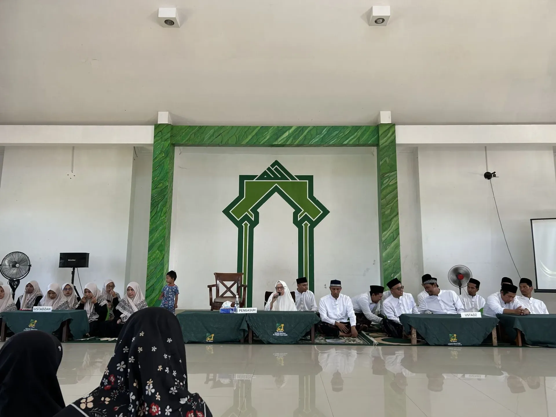 Suasana penerimaan santri baru Al-Furqon 2026