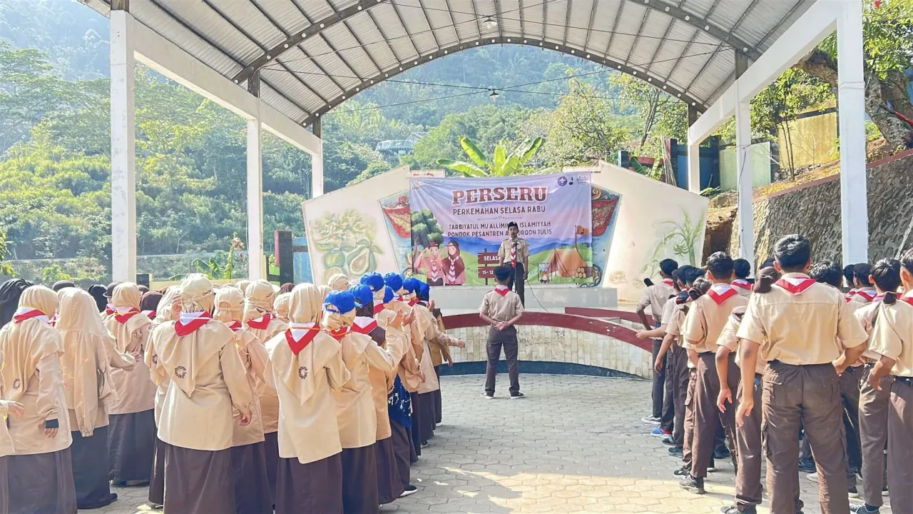 Upacara Penutupan Perseru