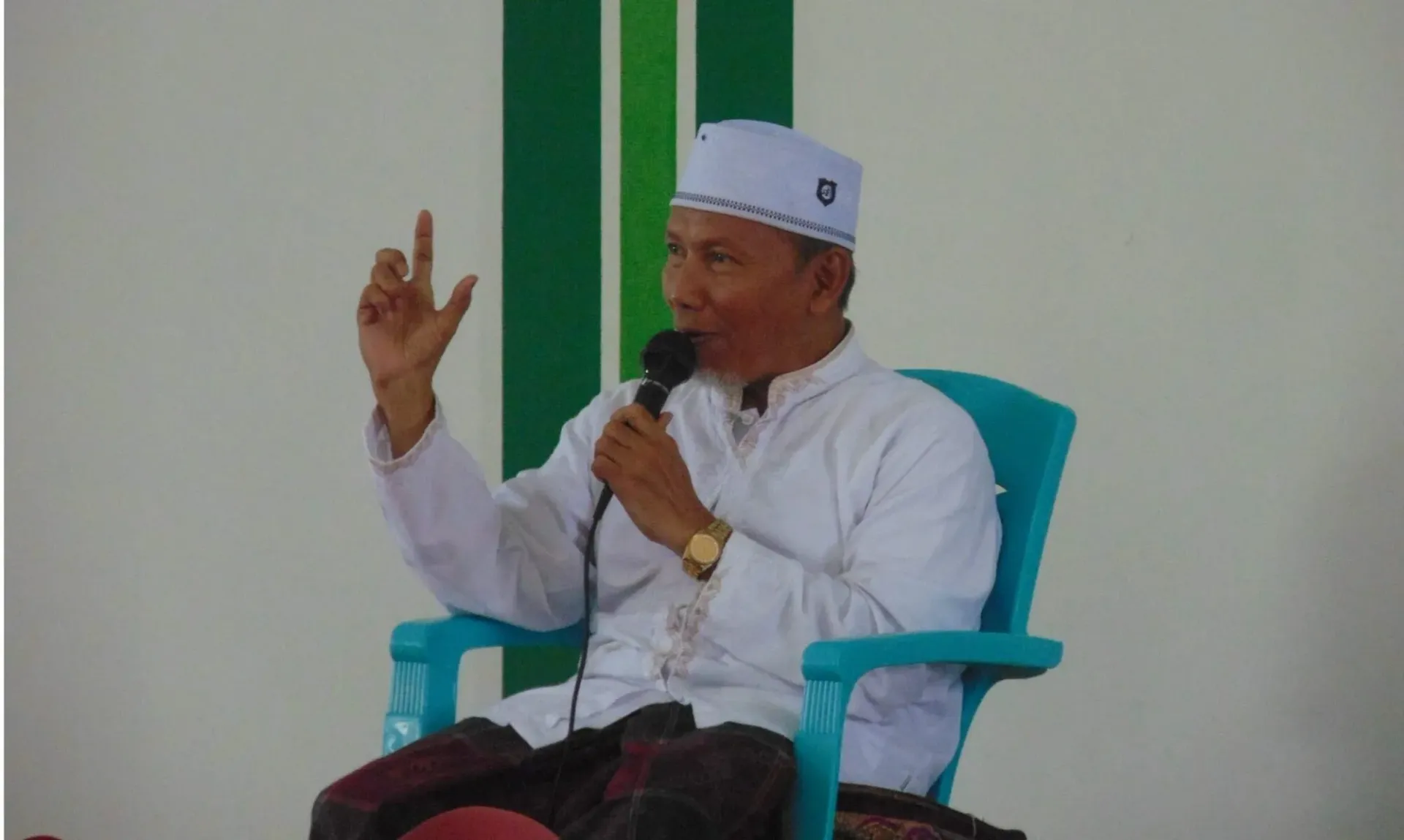 Potret Abah Bashir, pendiri Al-Furqon Tulis Kudus